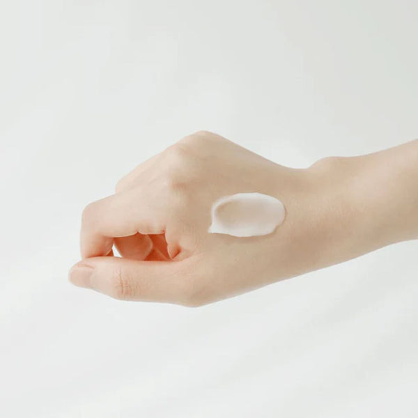 Gel exfoliante que deja la piel super suave, limpia e hidratada. 