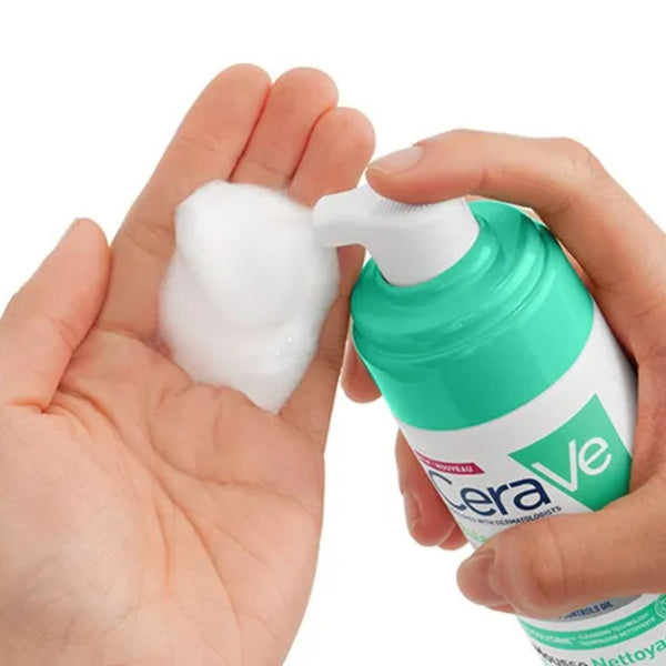 Limpiador Air Foam Reequilibrante de Cerave en farmacia Avenida de América