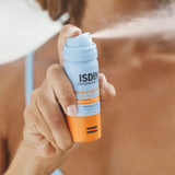 Spray Cuero cabelludo y pelo SPF50 de Isdin
